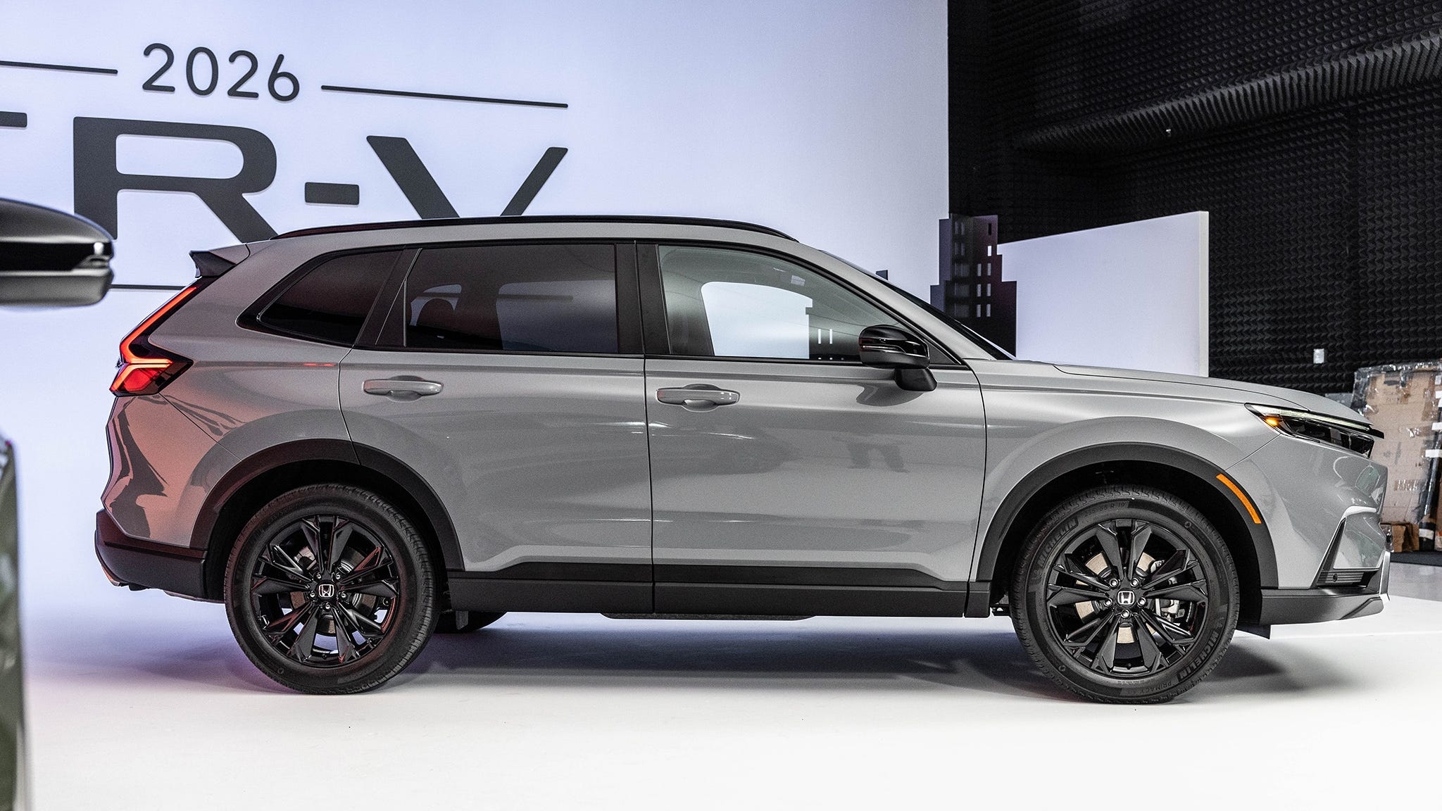 2026 Honda CR V Review Expert Insights Pricing And Trims