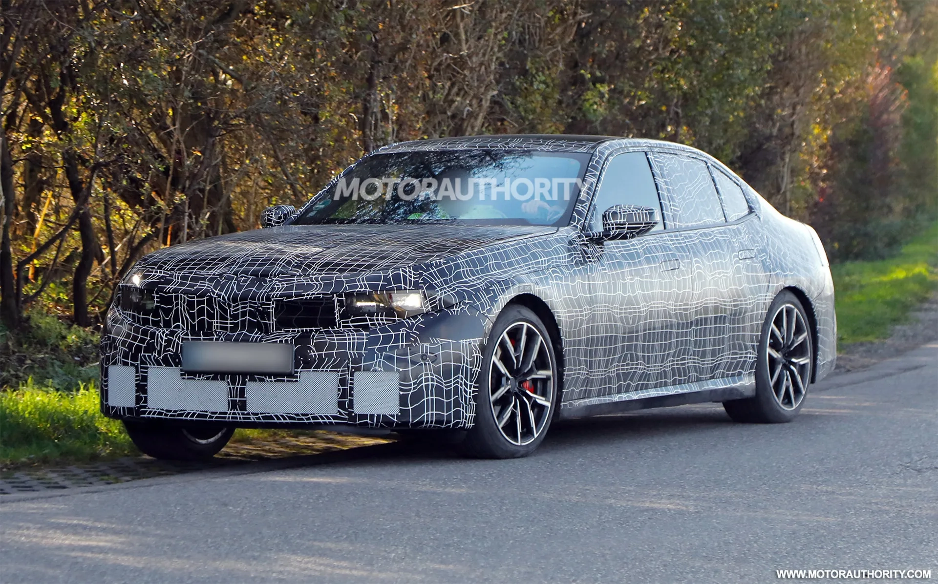 2027 BMW 3 Series spy shots