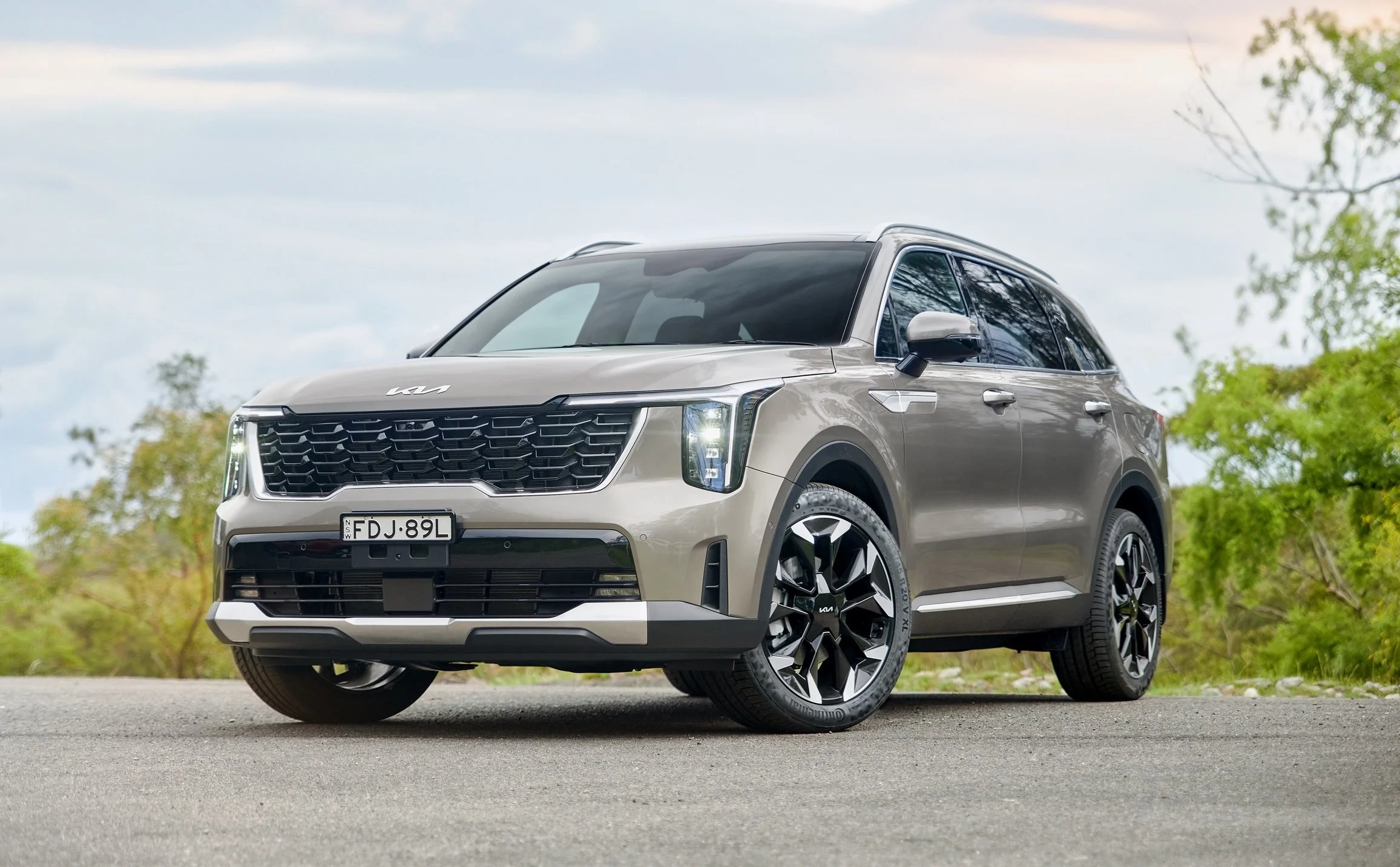 Kia Sorento Review And Buyer s Guide