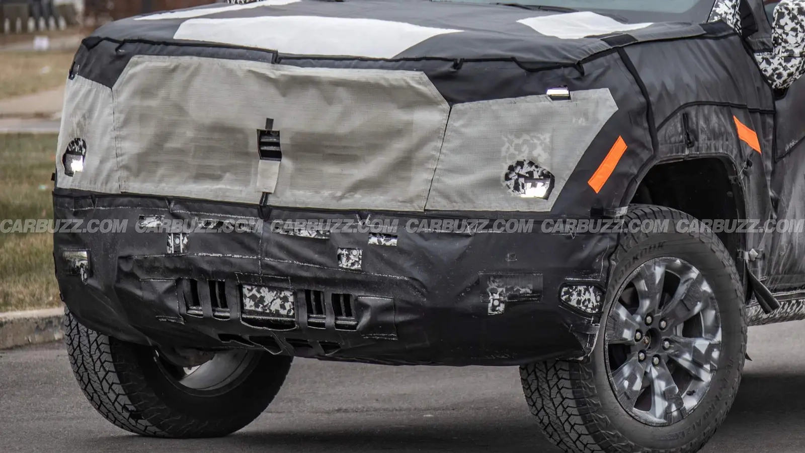 Next Gen GMC Sierra 1500 Interior Spy Shots Reveal New Screens Buttons Galore