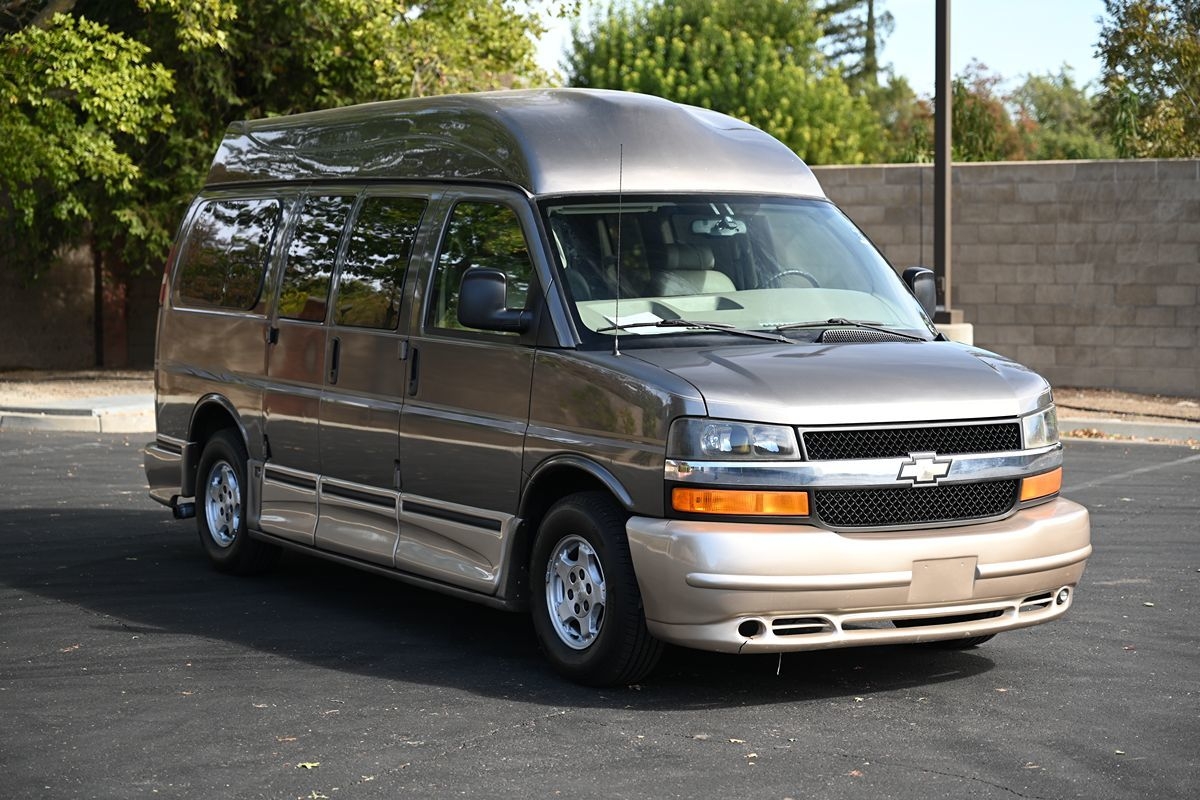 Sold 2004 Chevrolet Express Passenger In Sacramento