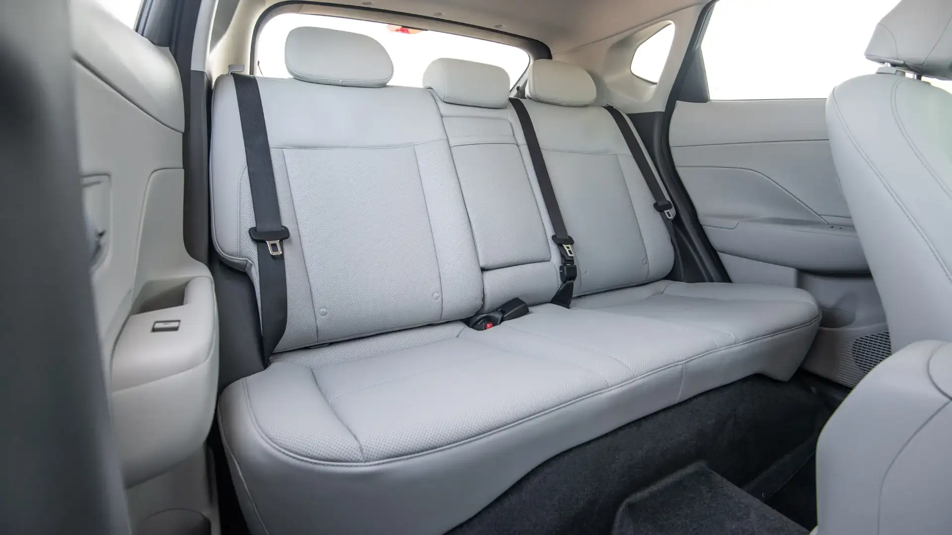 2026 Hyundai Kona seating capacity