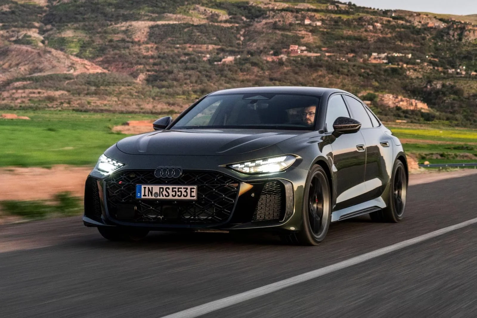pros and cons 2027 Audi
