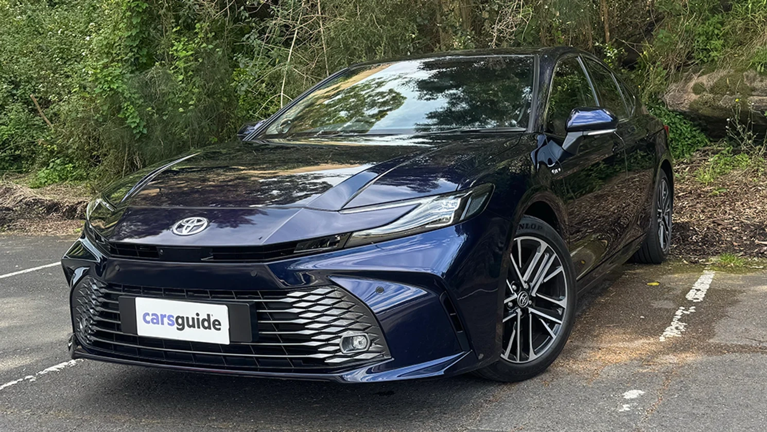 Toyota Carmy 2026 Review SL Hybrid Long term Part 1 Is This Mazda6 Honda Accord BYD Seal Rival The Best Family Car In Australia CarsGuide